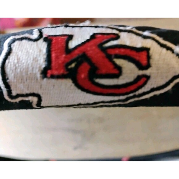 KC Chiefs Steering Wheel Cover NFL Football Mesh Embroidered Logo Super Fan - Picture 3 of 4